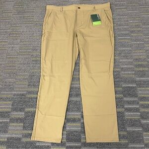 LL Bean Pants Men 44x32* Tan Venture Stretch Outdoor Camp Causal Hiking Fishing